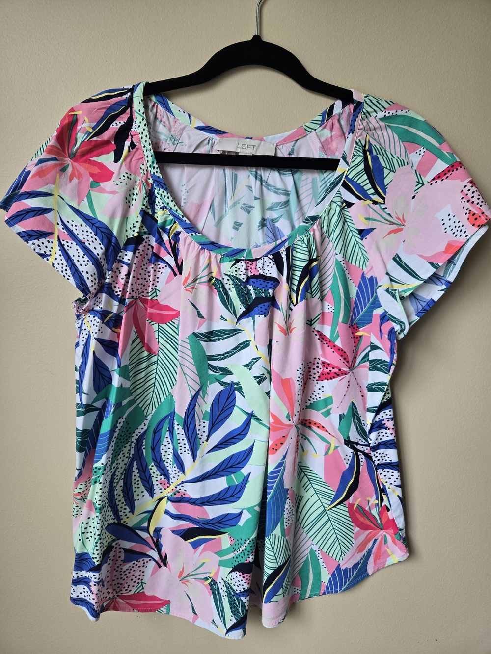 LOFT Multicolor Tropical Scoop Neck Short Sleeve Top